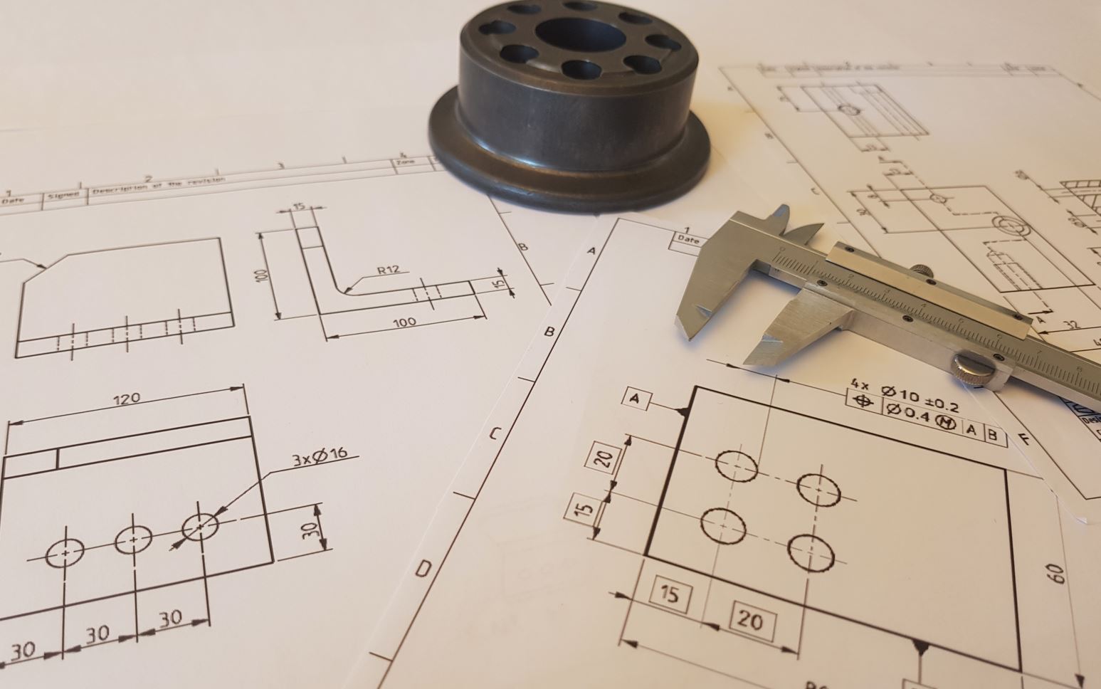 Ritningsläsning ISO -toleranser/Ritteknik